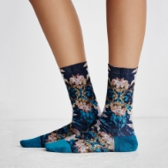 صورة الجوارب النسائية القطنية للجسم